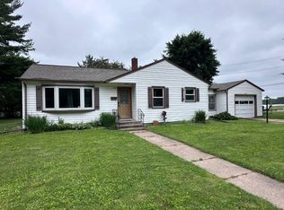 118 Robert St, Clintonville, WI 54929