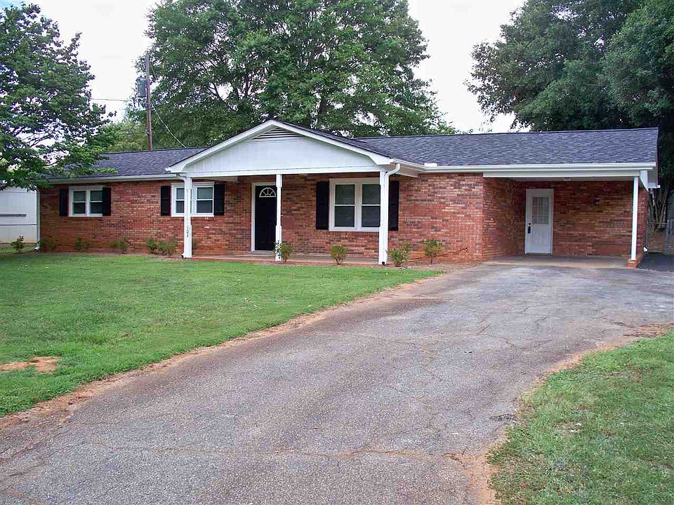 1st image of 103 Toledo Pl