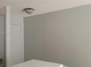 300 W 74th Pl APT 303, Hialeah, FL 33014
