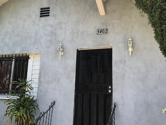4th image of 3402 Lee St