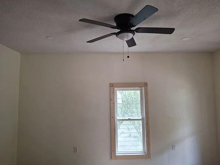 83 Glenview Ave — Photo 13