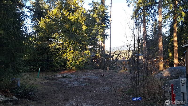 3rd image of 44953 Blacktail Loop
