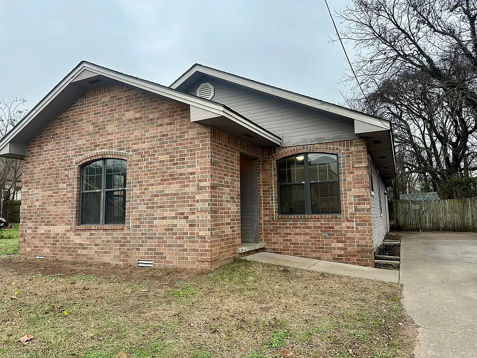 135 N Shawnee Ave