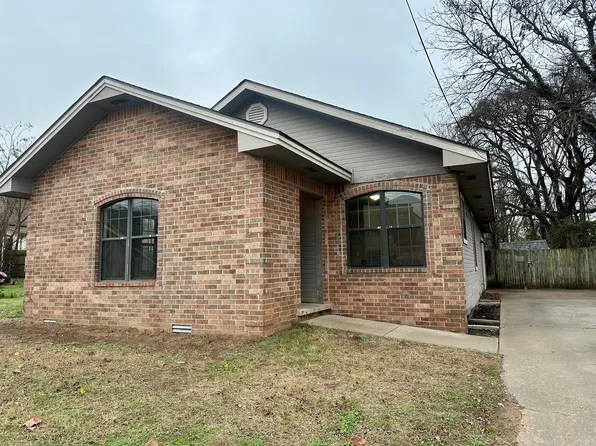 135 N Shawnee Ave, Shawnee, OK 74801
