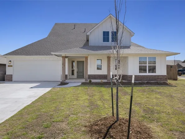 13216 SW 4th St, Yukon, OK 73099