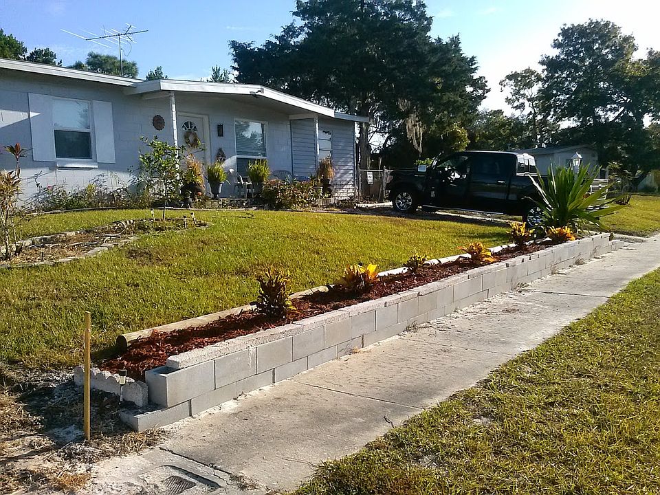 75x100ft lot with shed.