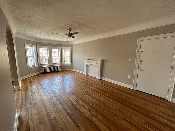 2nd image of 12065 Edgewater Dr APT 19