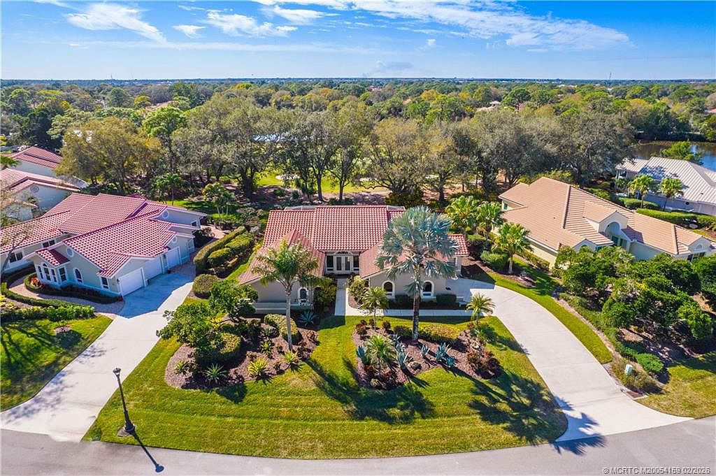 1549 NW Sweet Bay Cir