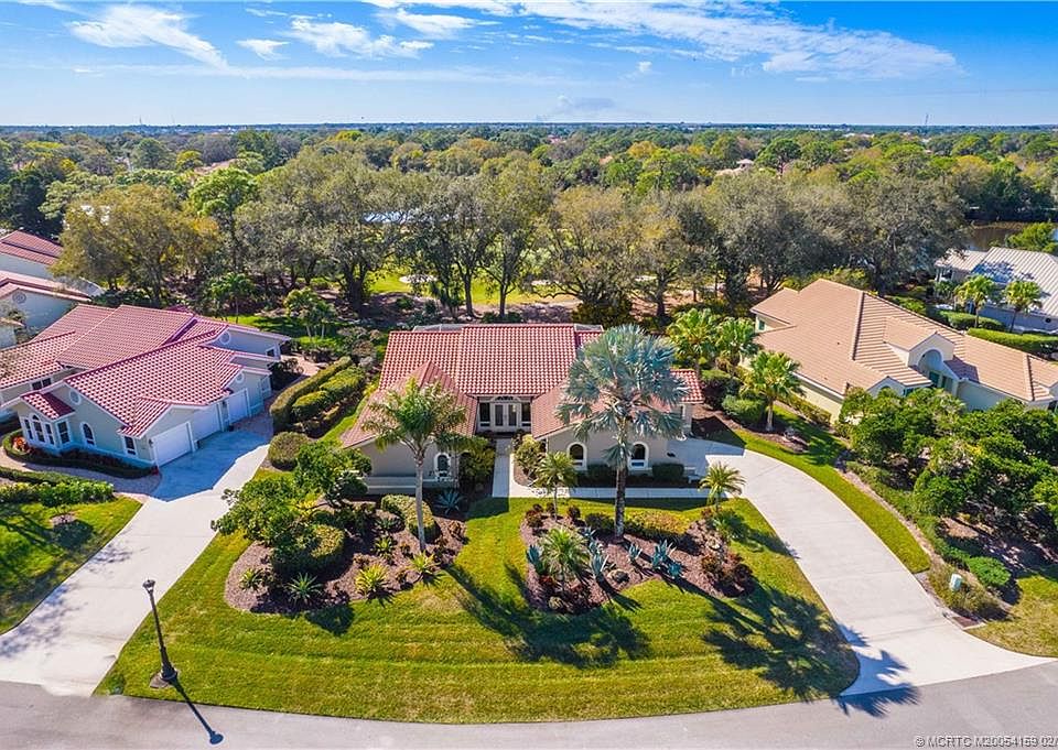 1st image of 1549 NW Sweet Bay Cir