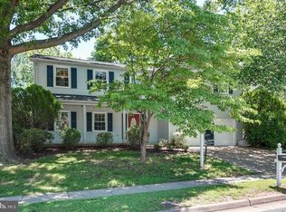 14422 William Carr Ln, Centreville, VA 20120