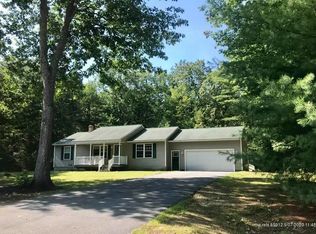 18 Boulder Dr, Gorham, ME 04038