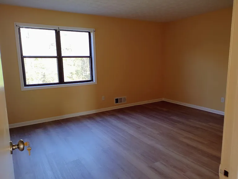 2036 Maier Ct — Photo 13