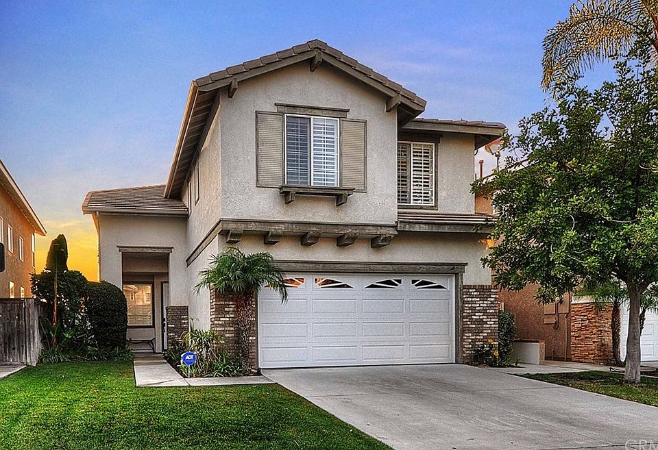 1st image of 959 S Brianna Way