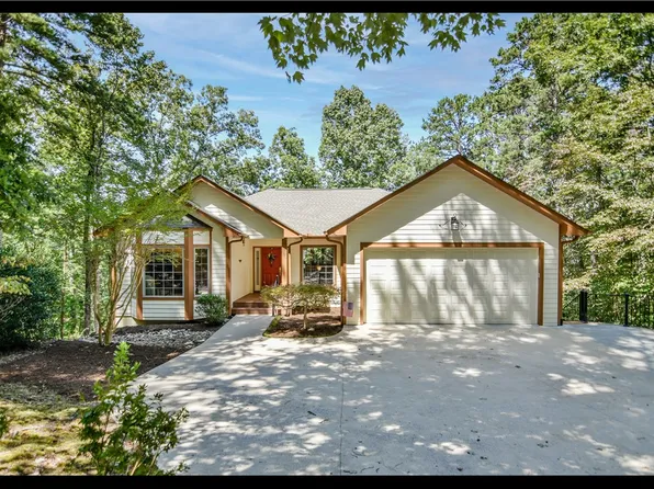 19 Passage Ln, Salem, SC 29676