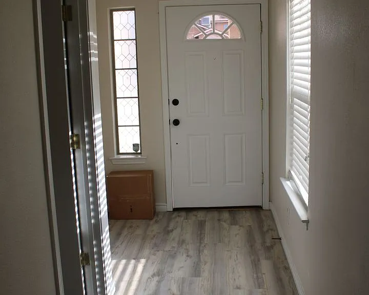 14313 Island Point Dr — Photo 2