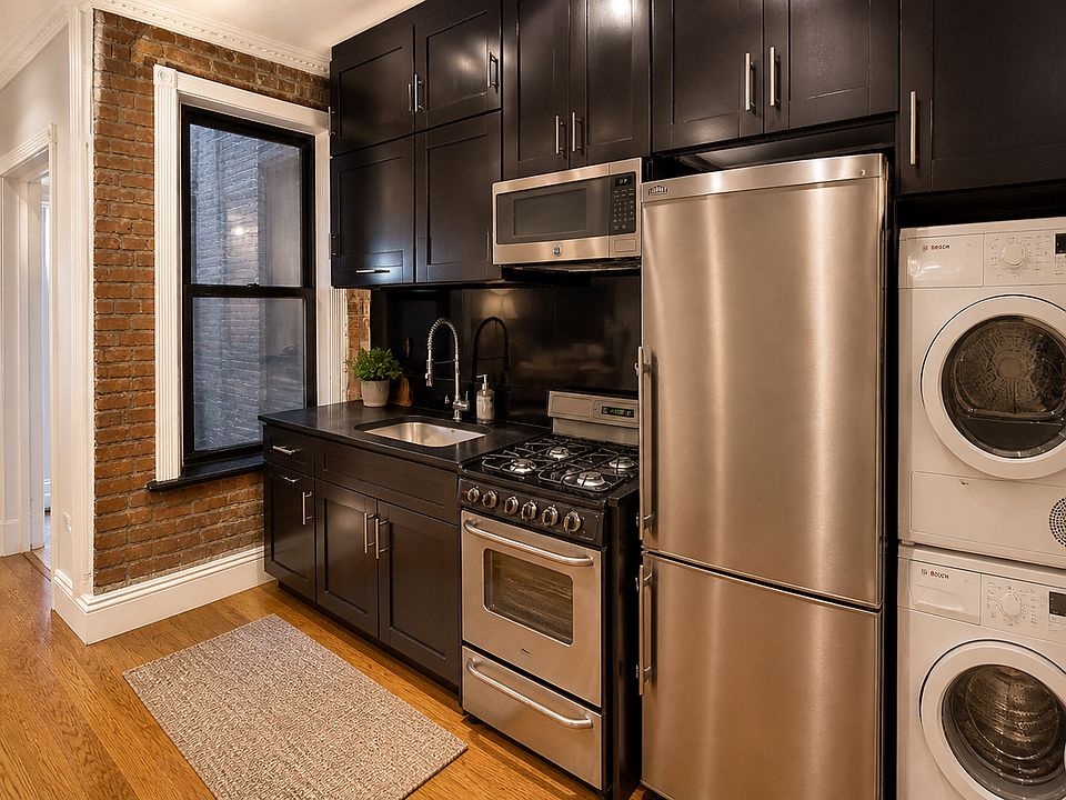 1st image of 15 W 103rd St APT 4D