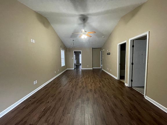 OPEN FLOOR LIVING AND DINING