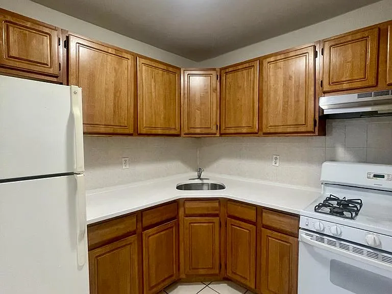 71-28 66th Rd #3 — Photo 10