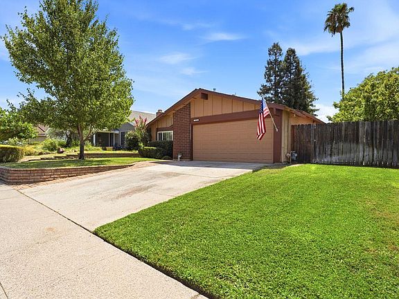 2nd image of 6890 Olive Tree Way