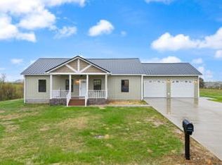 111 Sunflower Rd, Flemingsburg, KY 41041