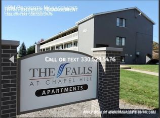 1017 Howe Ave APT 21, Cuyahoga Falls, OH 44221