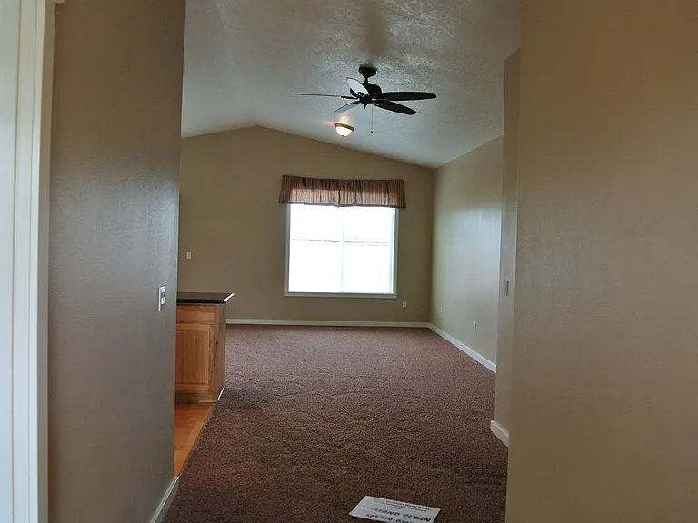 699 Trinity St NE — Photo 5