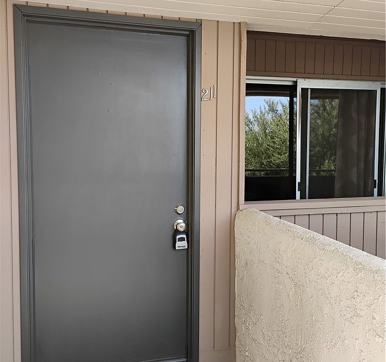 1st image of 420 N Villa Ct Unit 211