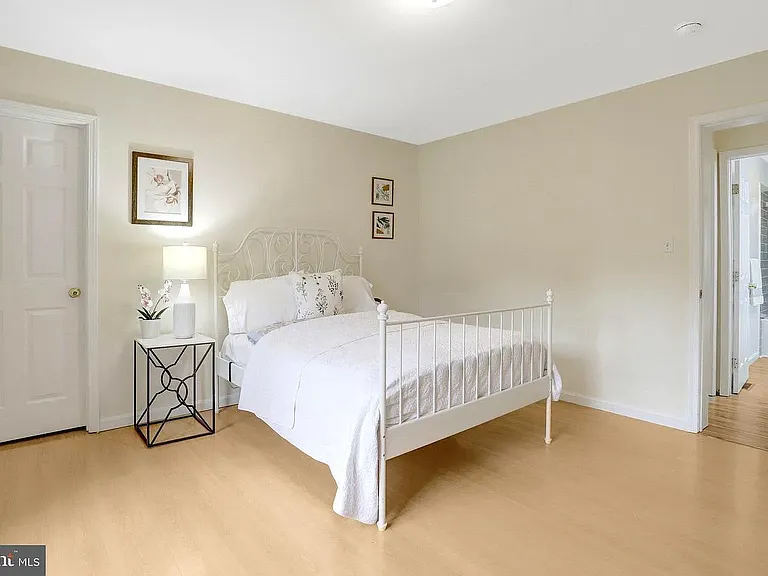 6703 Oak Dr — Photo 44