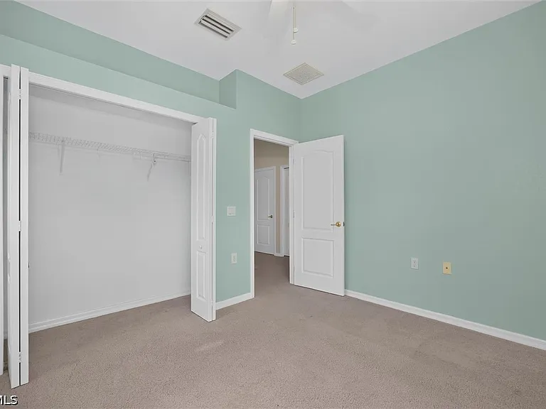 3241 Cottonwood Bnd #101 — Photo 26