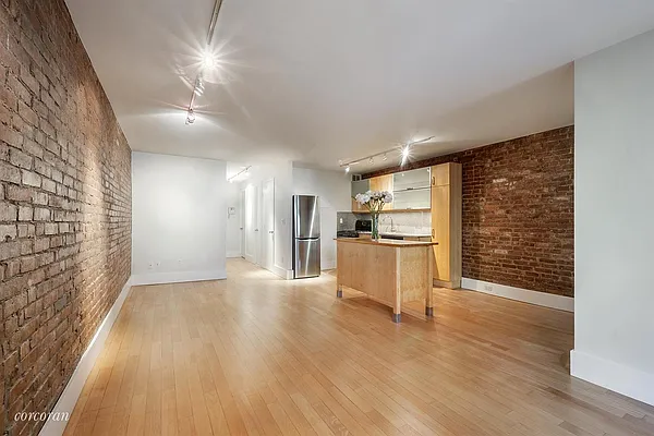 Rented by Corcoran | media 18