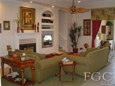 4th image of 1533 SW 57th St