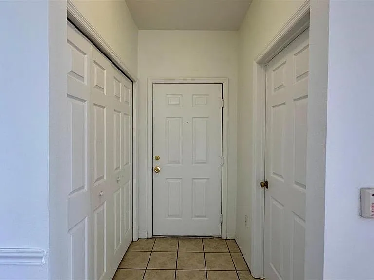 6413 Astor Village Ave #309 — Photo 8