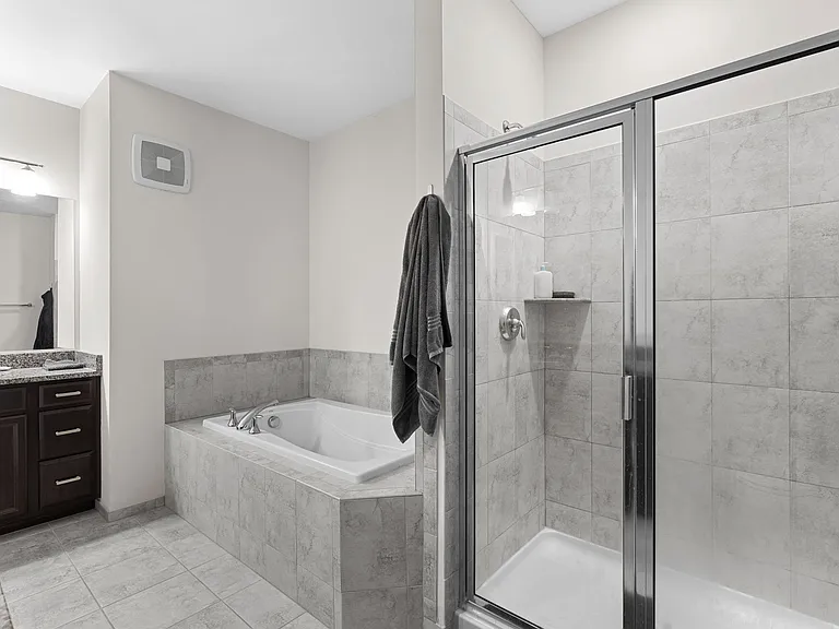 1518 Ribbon Limestone Ter SE — Photo 33