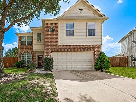 2nd image of 723 Pine Thicket Ct