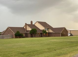 217 SE Lariat Dr, Lawton, OK 73501