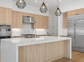 1207 Stonemark Pl