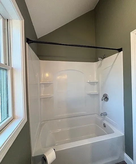 7438 Lakeshore Rd — Photo 20
