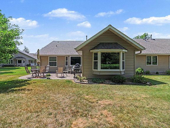 4th image of 594 Cherrywood Ct