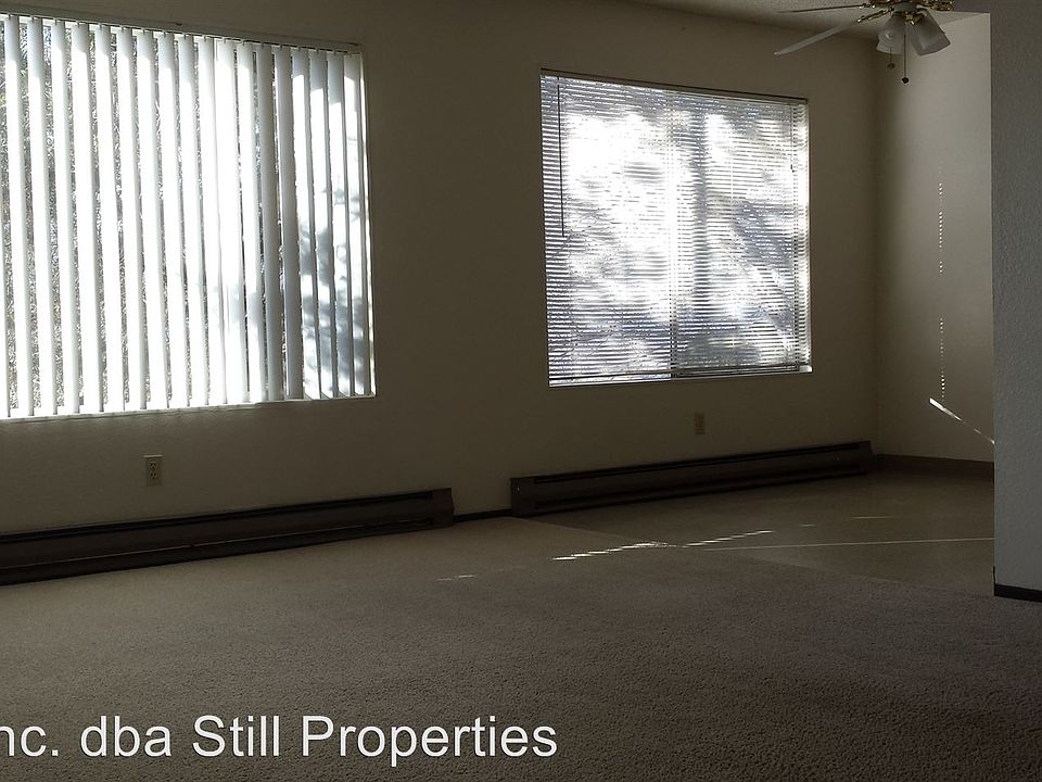2nd image of 176 Eastmont Ave APT 30