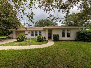 859 Sweetbrier Dr, Deltona, FL 32725