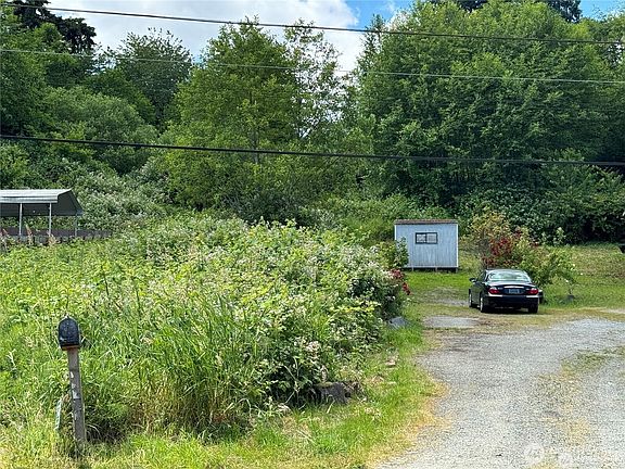 4th image of 14253 Macadam Road S