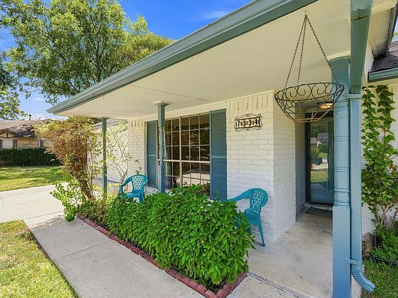 4th image of 7334 Mundare Ln