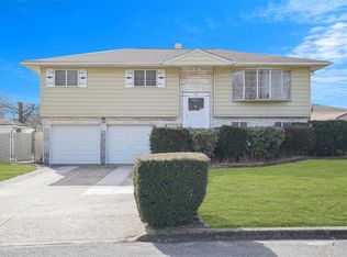 38 Harrison Ave, Centereach, NY 11720