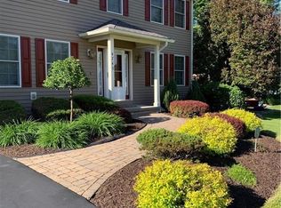 4743 Rushmore Dr, Syracuse, NY 13215