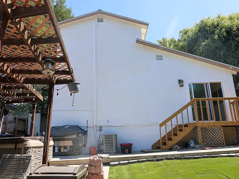 842 W Oliver St — Photo 19