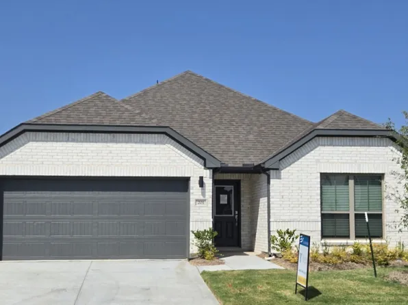 201 Bright Alcove Ct, Lavon, TX 75166