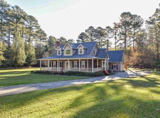 118 Hidden Lake Dr, Hull, GA 30646