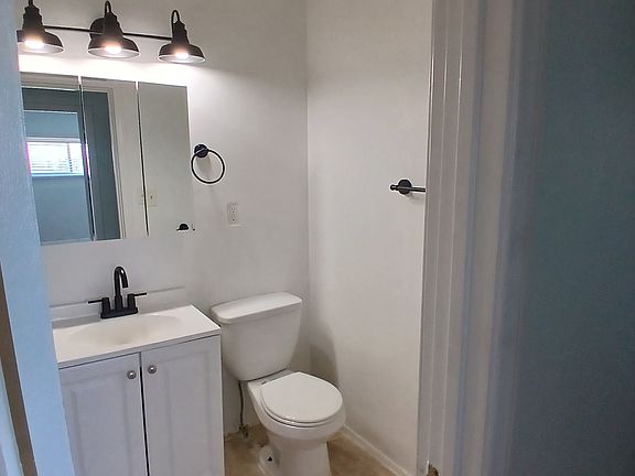 4th image of 7112 S Harvard Blvd #30514772e