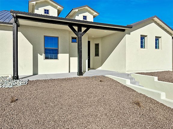 2nd image of 19 Flower Garland Rd