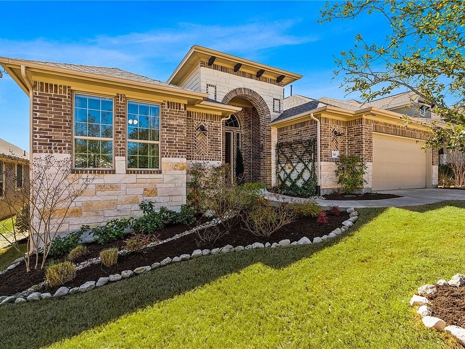 1st image of 740 Jacksdaw Dr